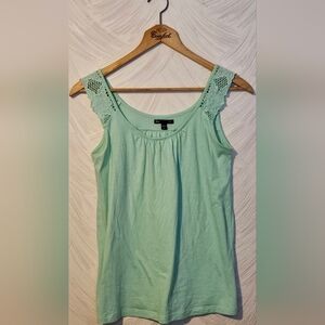 Gap Women's Mint Green Lace-Trim Tank Top XS